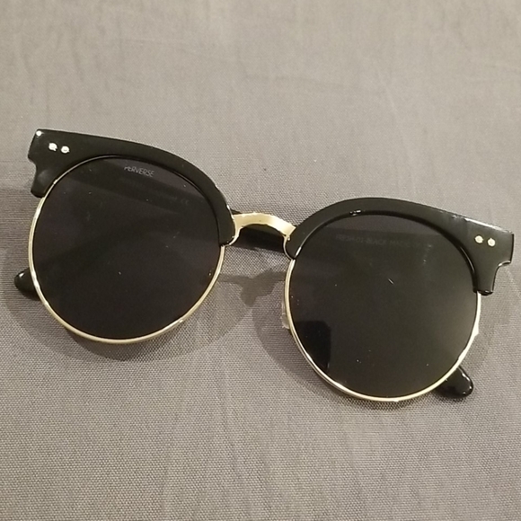 ?PERVERSE? Fresh 54 mm Sunglasses ~ Black Magic main image 4